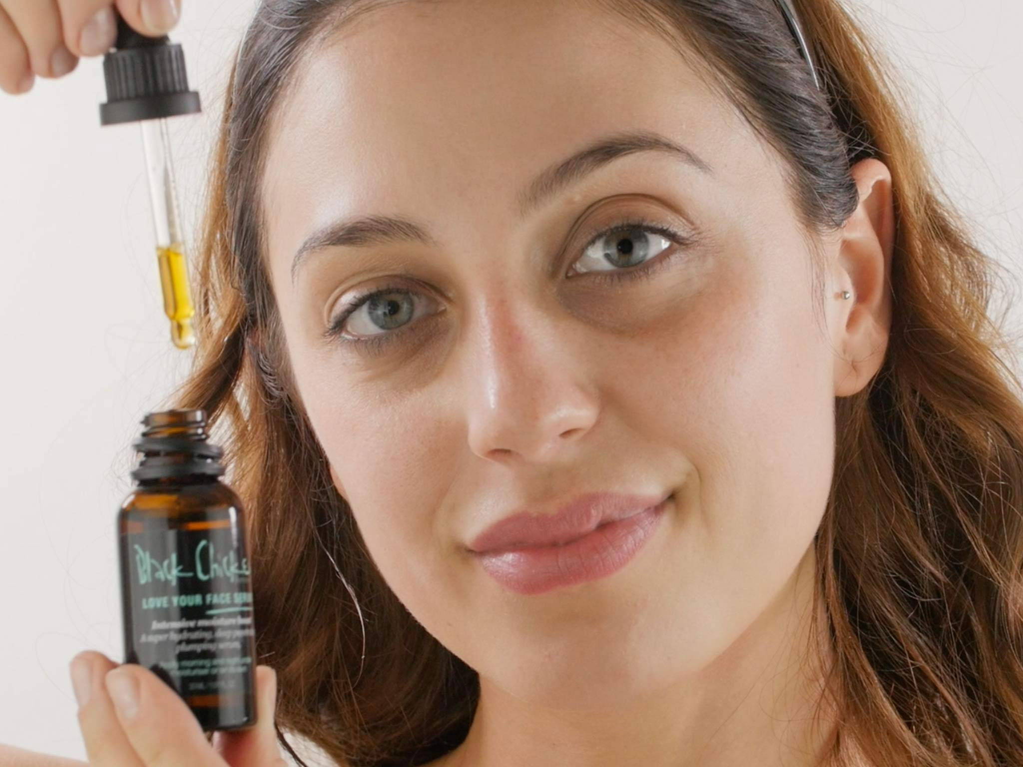 Improve your skin concerns effectively with these five 100% natural oils
